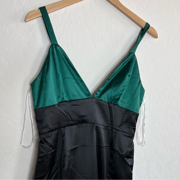 Lulus Modern Moments Green and Black Color Block Satin Midi Dress - Picture 7 of 11